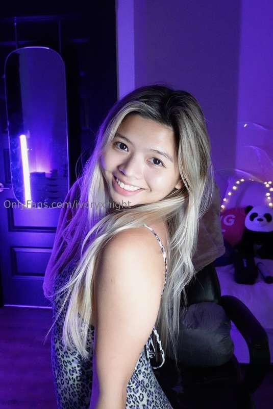 if you see this, i think you deserve to cum today 💕