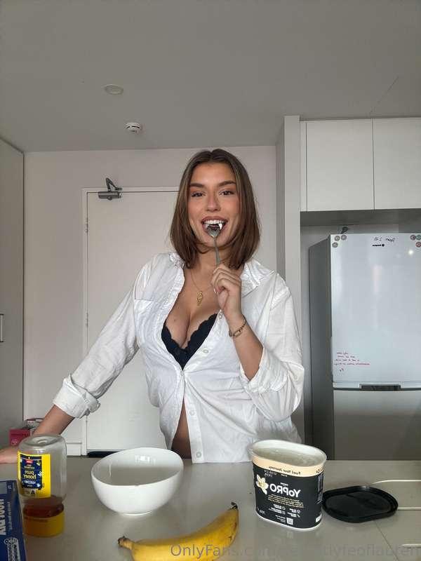 Breakfast in bed ?