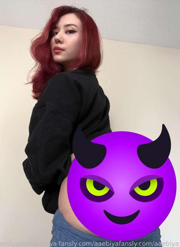 Is this seat taken? 🫣🥵