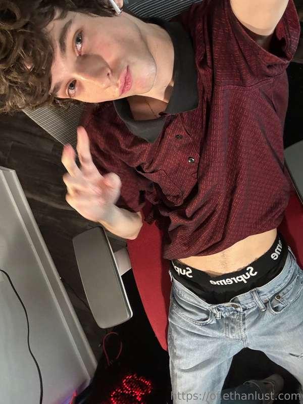 i’m so horny 🥵