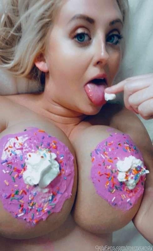 🚨Want to see real DDDs and a phat ass 🍑on a pretty face? Lot..