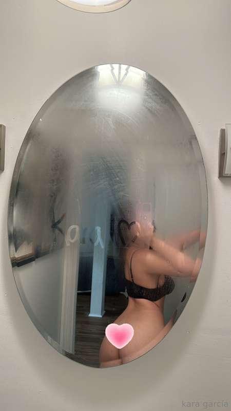 LIVE TODAY on my paid account today @karalove21g 10pm (CST 🇨..