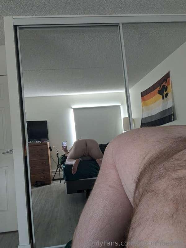 Hey, here's my ass!! Who wants to fuck it!!?? 😈😈😈🍑🍑🍑Leave co..