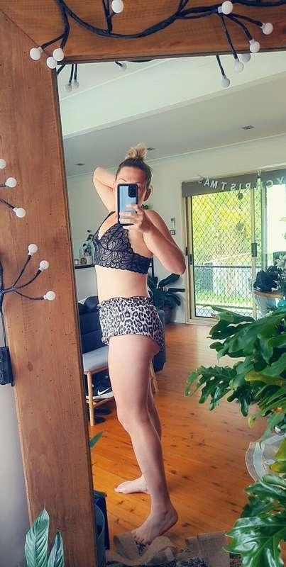 ittie_bittie_titties image #0