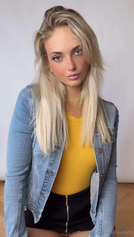 Happy Saturday 💛