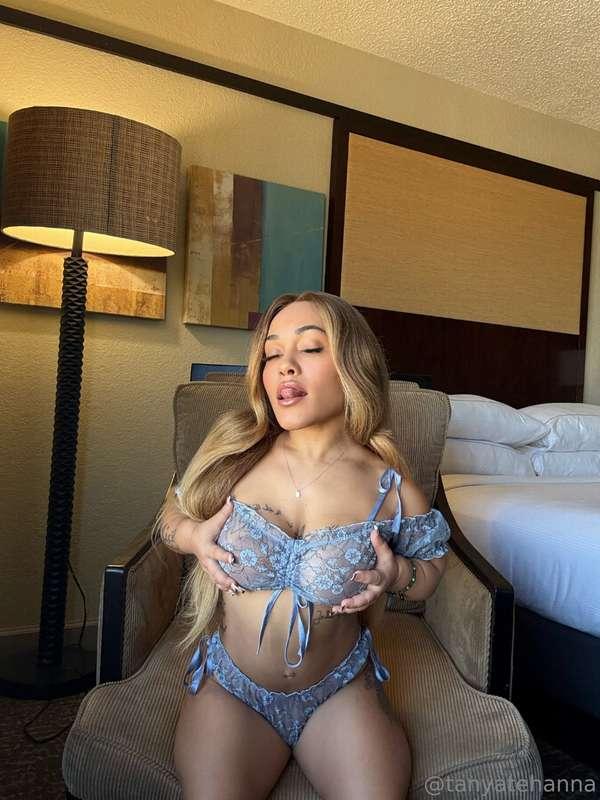 Your wettest dream just became reality 💦🥵