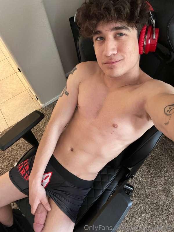 tonylovelocks image #5