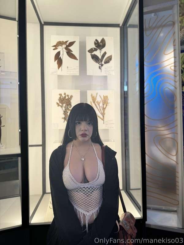 do i make u nervous? >.<