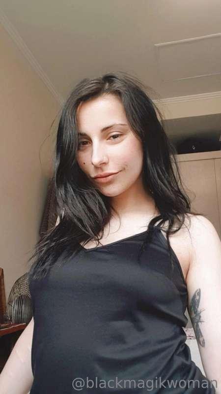 Tell me Im pretty, bitch 🧚🏻🧚🏻🧚🏻