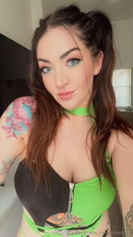 Do you like when I wear pigtails? 🥰