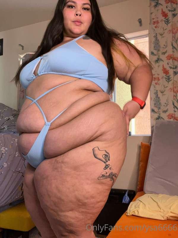 I find all the curves, bumps and lumps so beautiful like I a..