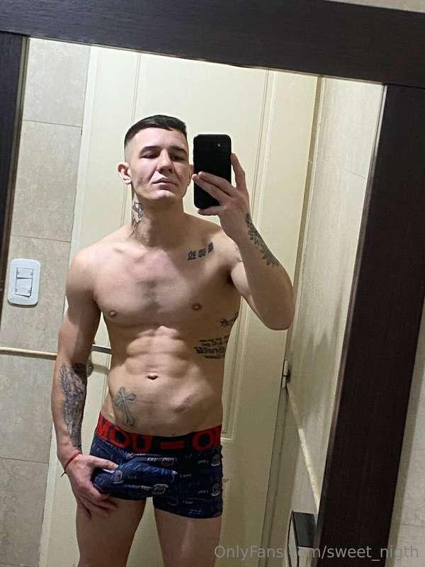 Free subscription 🇦🇷@ezeegabrielVideo calls alone or as a co..