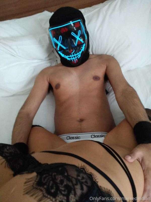 @redrose22330 You can't tell because I'm wearing a mask but ..