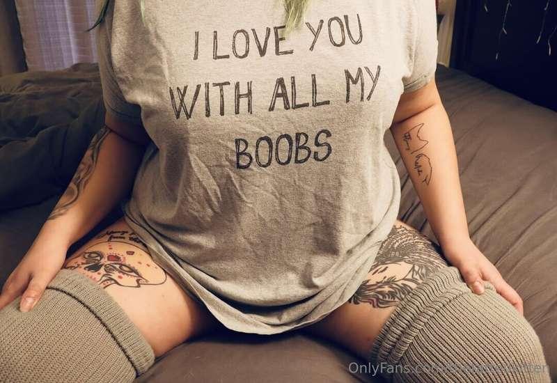 Read the shirt 😜