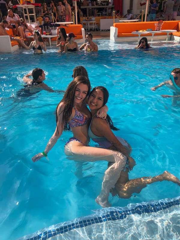 I'd give anything to be in a pool surrounded by hot girls ri..