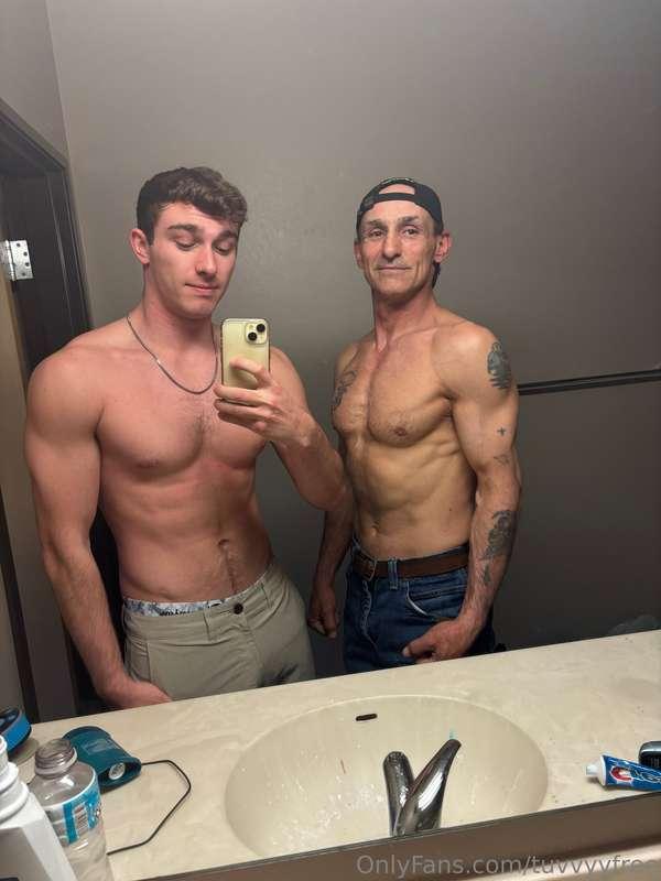 Just got my dad started on only fans go give him a sub to se..