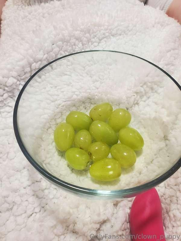 😏 these grapes weren't eaten but they were inside meWatch me..