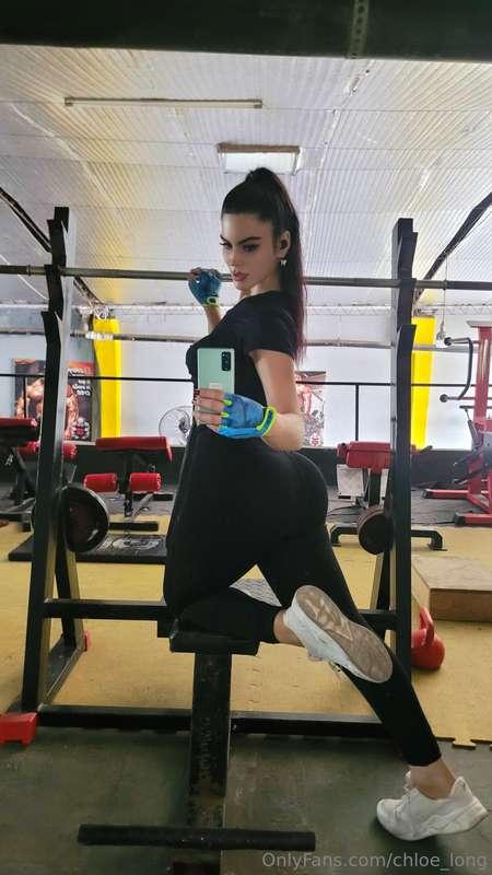 if you see me in the gym, would you ask for my number? 