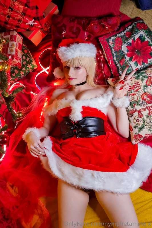 Hii! ♥️
This is a little sneak peek at my Marin set, so you ..
