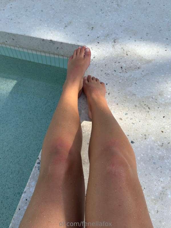 do you like feet photos? 