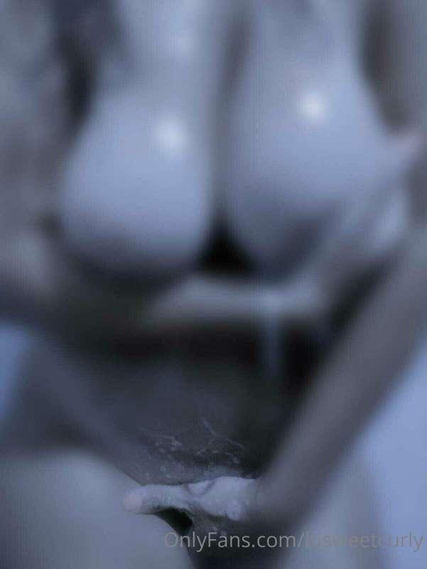 showering, wanting to play and enjoy. 💦🔥