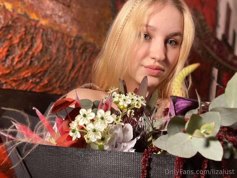 What could be more tender than flowers? 😍😍😍