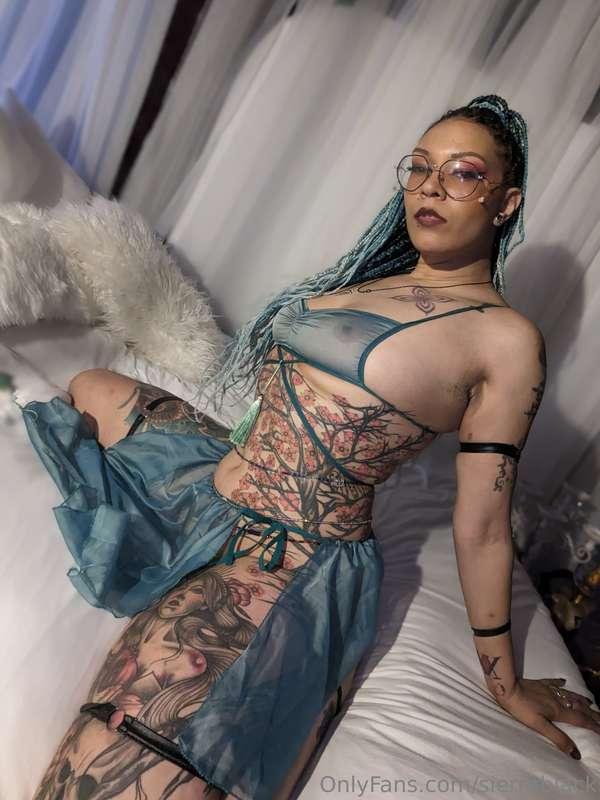 sierrablack image #9