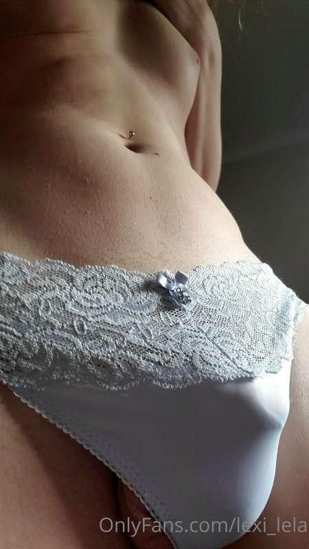 Girlbulge, anyone? 😳