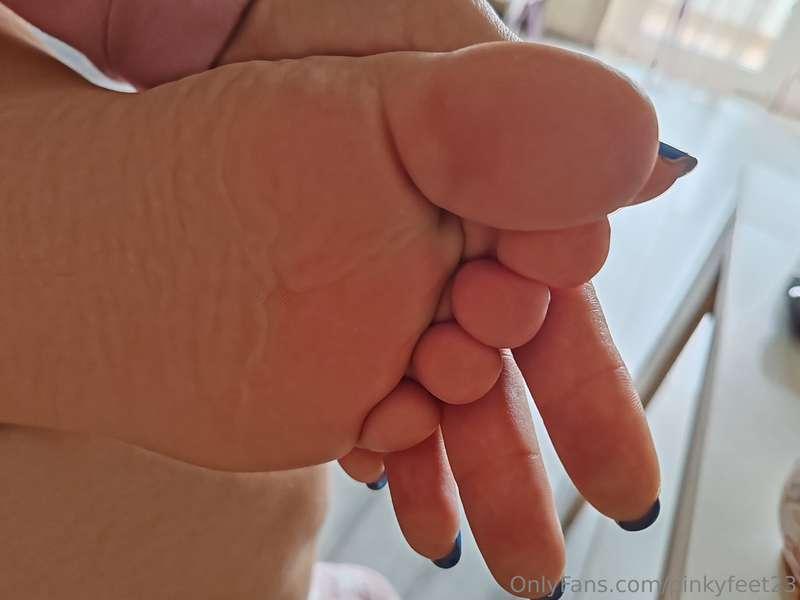 Happy Easter🥳🥳🥳