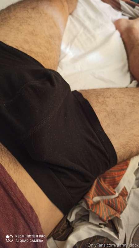 Wanna see what's under my undies?🥰🥰🙈🙈🔥🔥🥵🥵😈😈🍆🍆🍑🍑