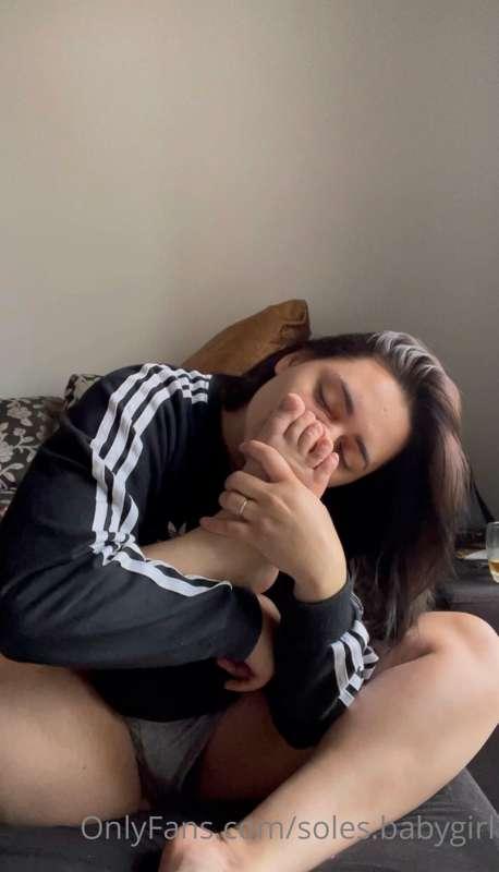 Self worship + licking and sniffing