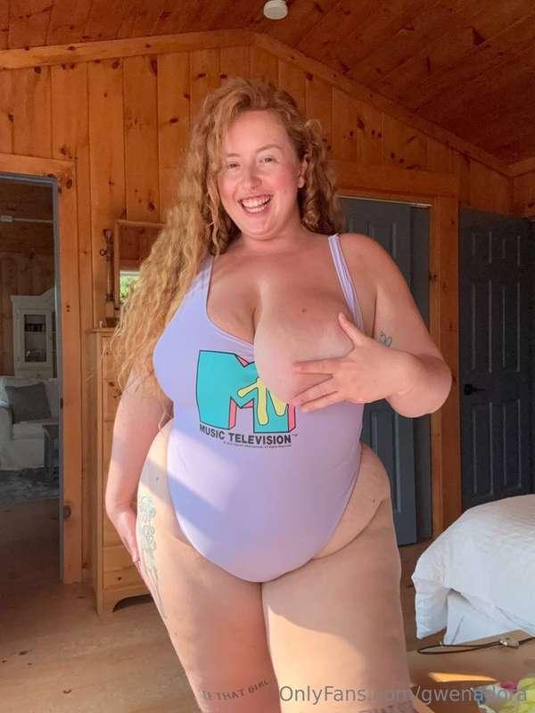 Tap the arrow to remove the hand. 👀