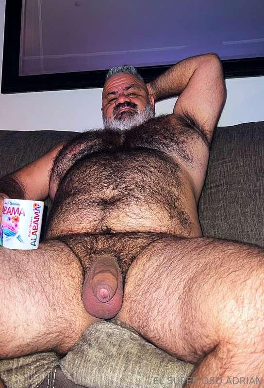 Good morning disfrutando de un rico cafe