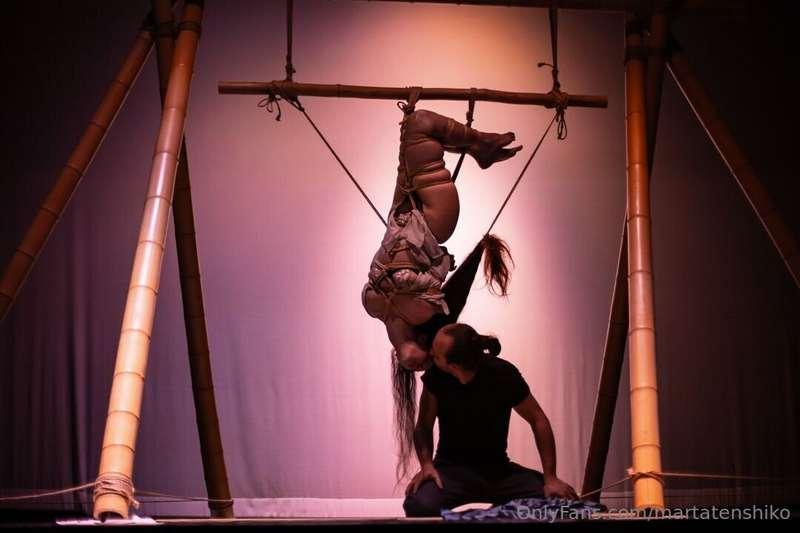 Performance in Melbourne