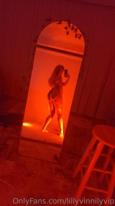 Hump day is a day late but, the booty is worth the wait :3