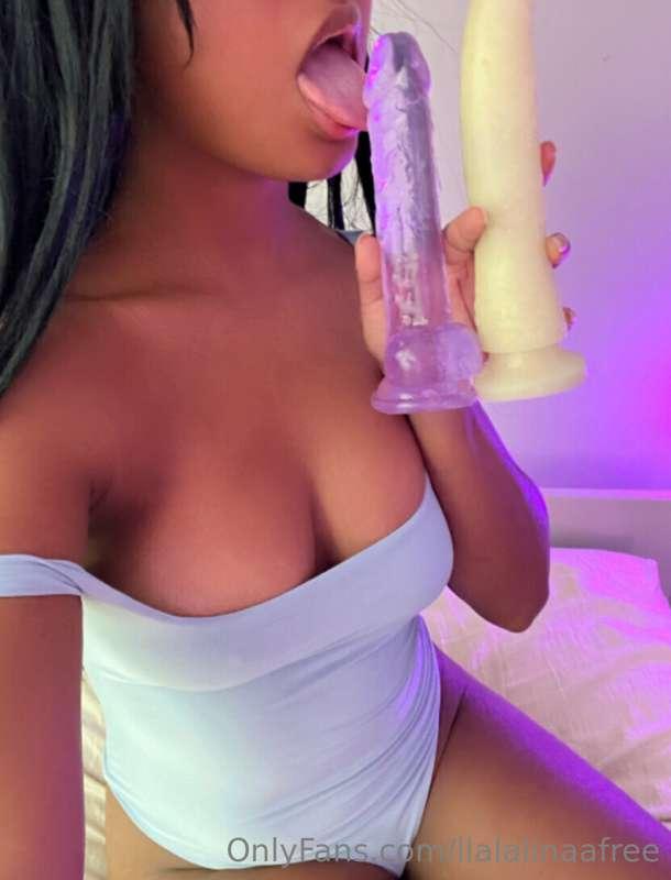 i wonder if you’re bigger or smaller than my dildos🤔