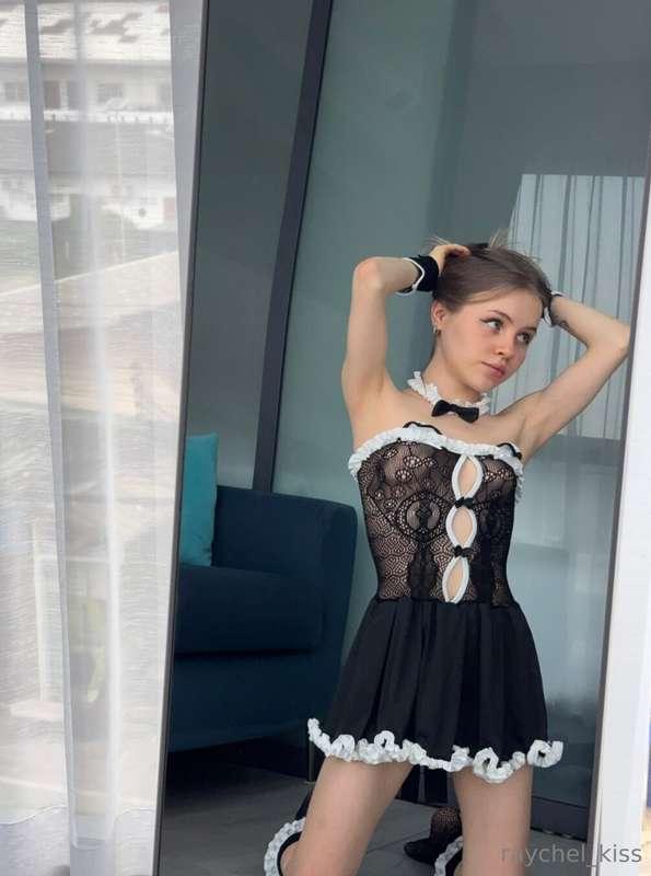 raychel_kiss image #0