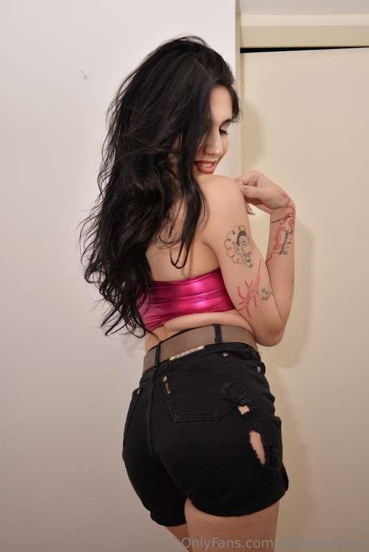 A little naughty, a lot unforgettable 😈