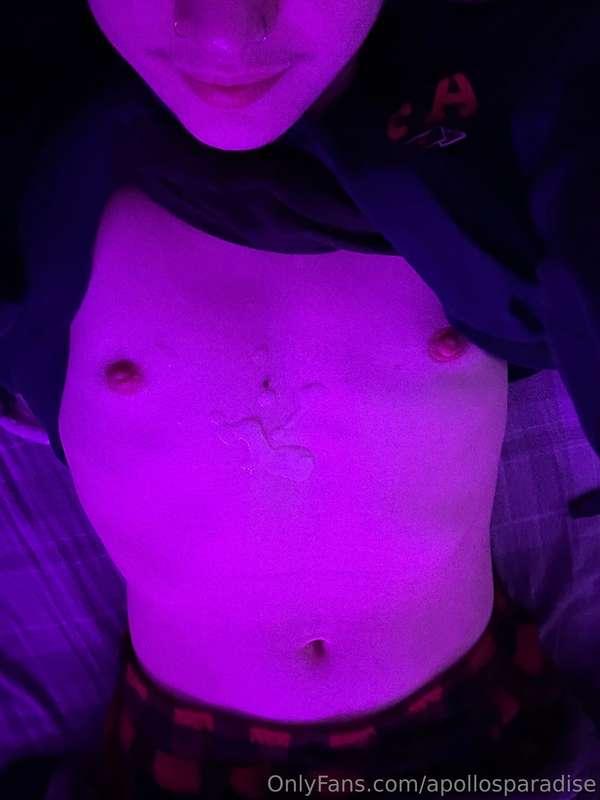 Love it when my bf cums on me :3