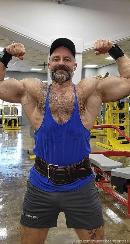 Let's get beefier. I think I'm on the good way. Would you li..