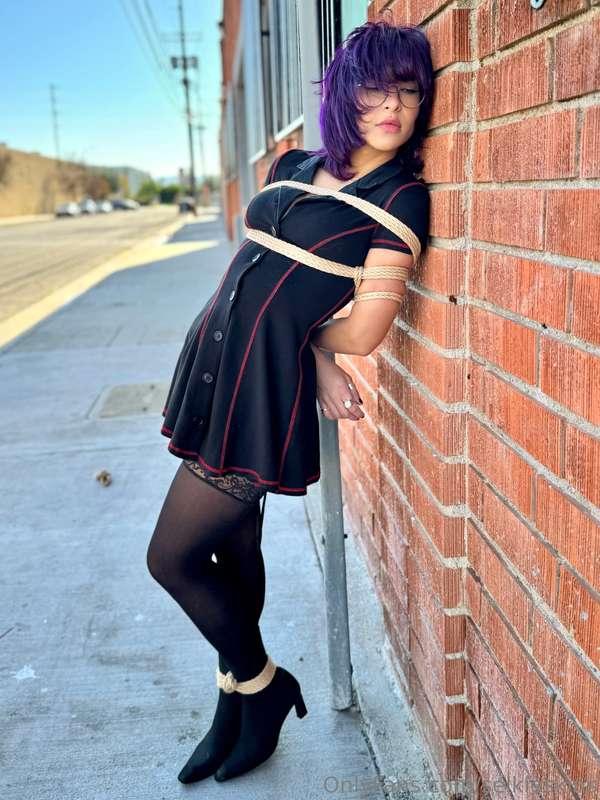 Bound and super cute I deserve a hot meal and long fat dick...