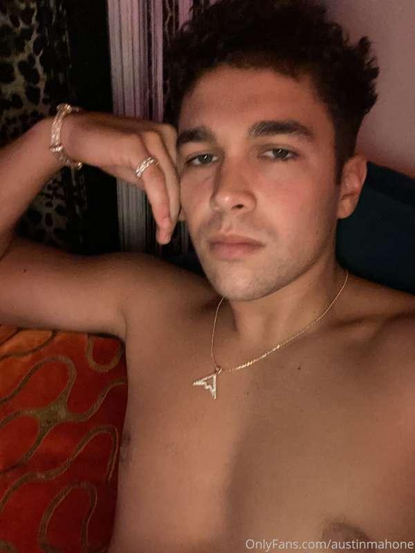 Sending you something crazy right now 😈🔥