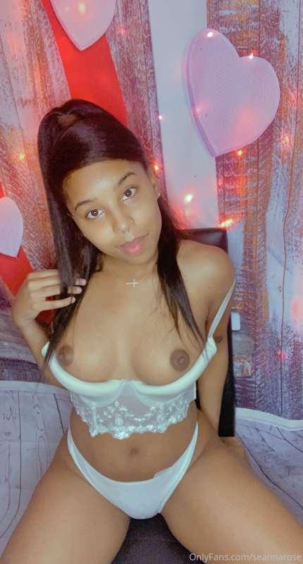 seannarose image #0