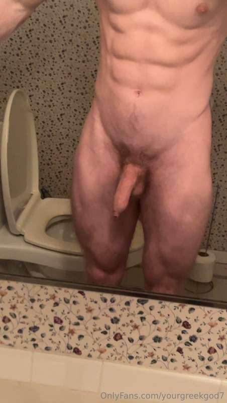 After a hard leg-day😩🔥