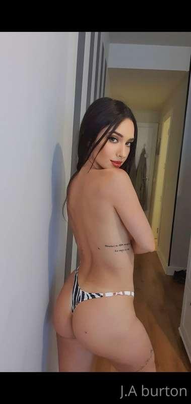 jesica.burton main image