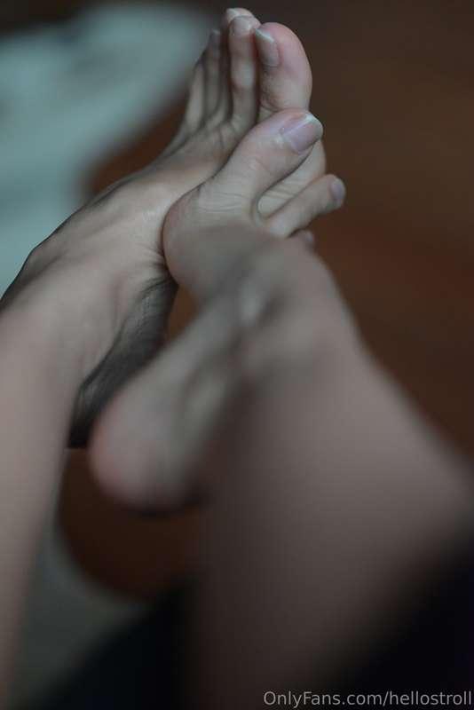 Rub 🦶🏼  *See more on my premium account*