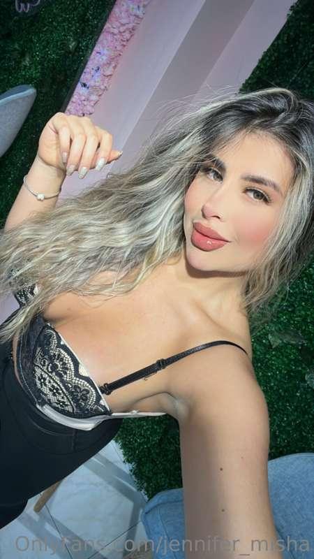 You know what to do with me 👅