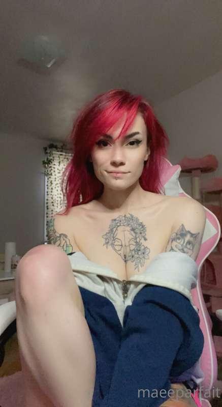 There are approximately 0 moments where I’m not being a slut..