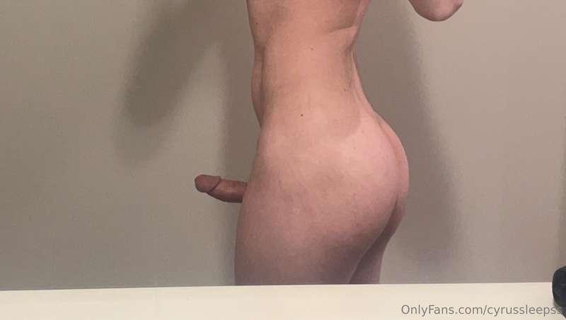 cyrussleepss image #0