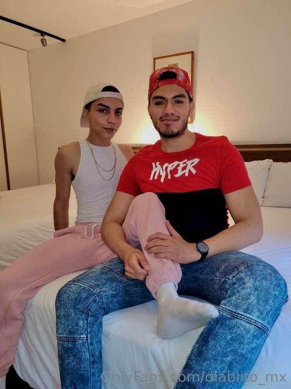 Para esos que tienen fetiches, próximo video en camino 🤤💪🏻👣🍆..